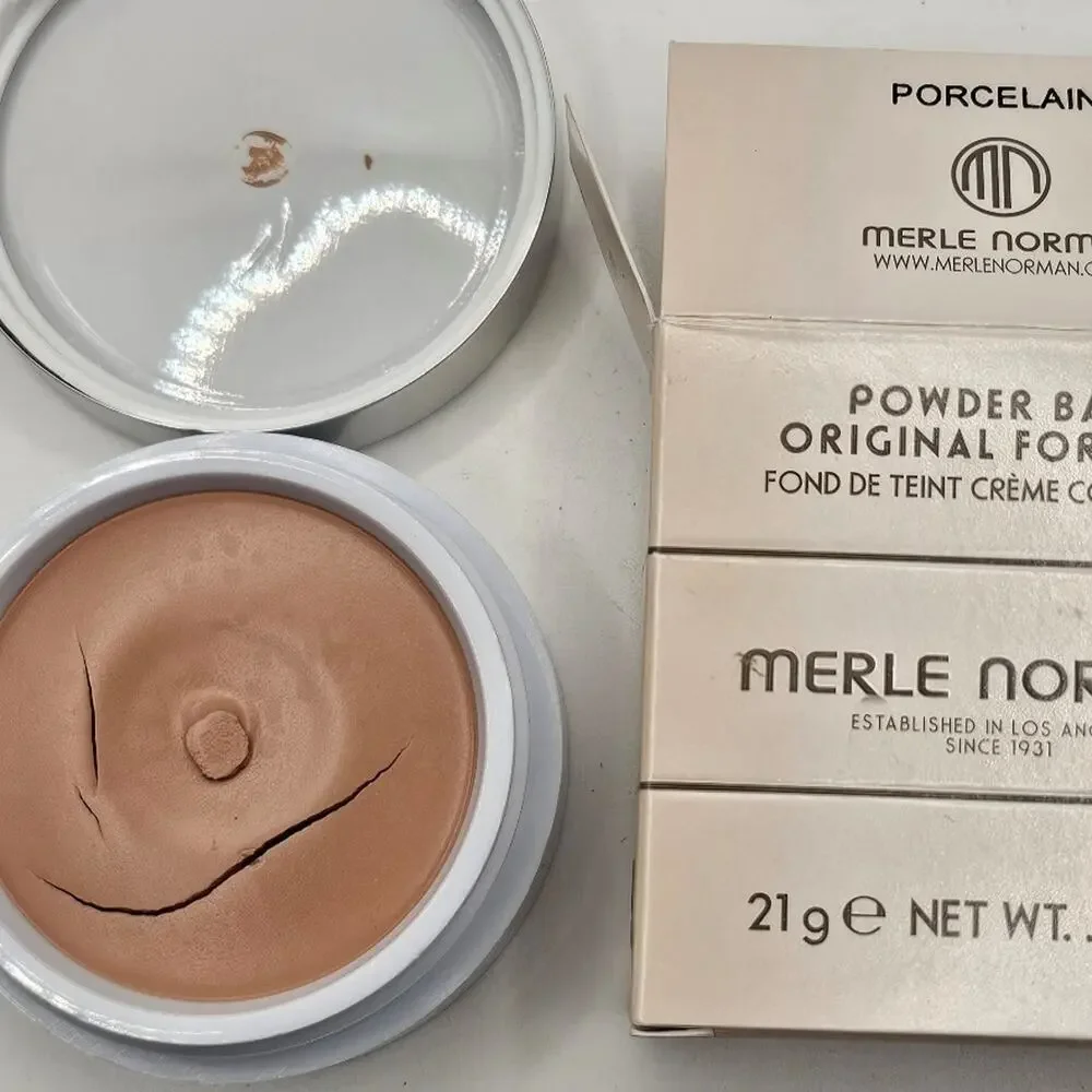 NEW Merle Norman Powder‎ Base Original Formula Foundation